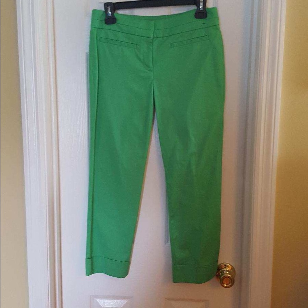 NWOT Kelly Green NYC crops